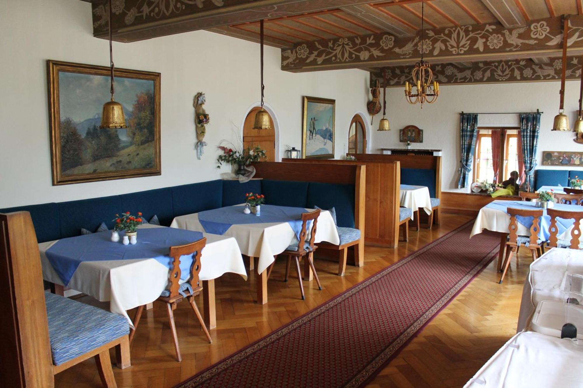 Hotel Krone 3*